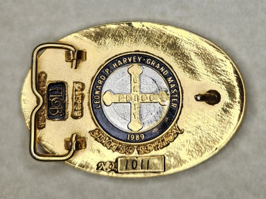 [Buckle Pic Missing] (Click here)